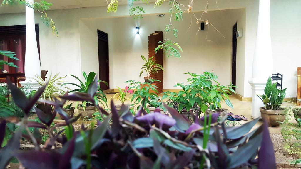 Kassapa Home Stay 시기리야 외부 사진